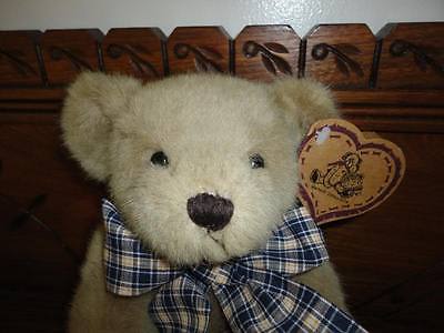 Vintage Heartfelt Collectibles Bear 1997 Stuffed Animals Plush 