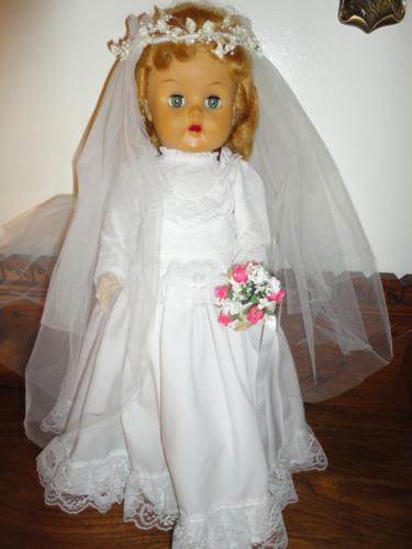 Original 1950's Reliable Canada Bridal Doll 22 Voice Box All Clothing