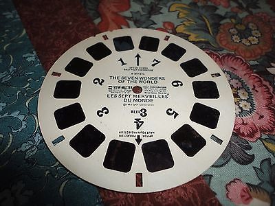 Lot of Vintage ViewMaster Viewer and reels includes 1 viewer and