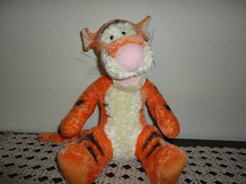 Disney’s Winnie the Pooh Jointed Plush